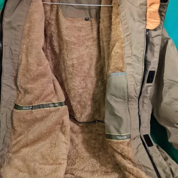 Parka - Picture 2 of 3